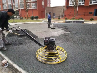 透水地坪施工现场